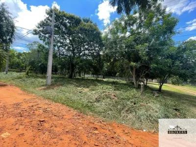 Terreno de 1,600m² en Venta en Loma Merlo, Luque