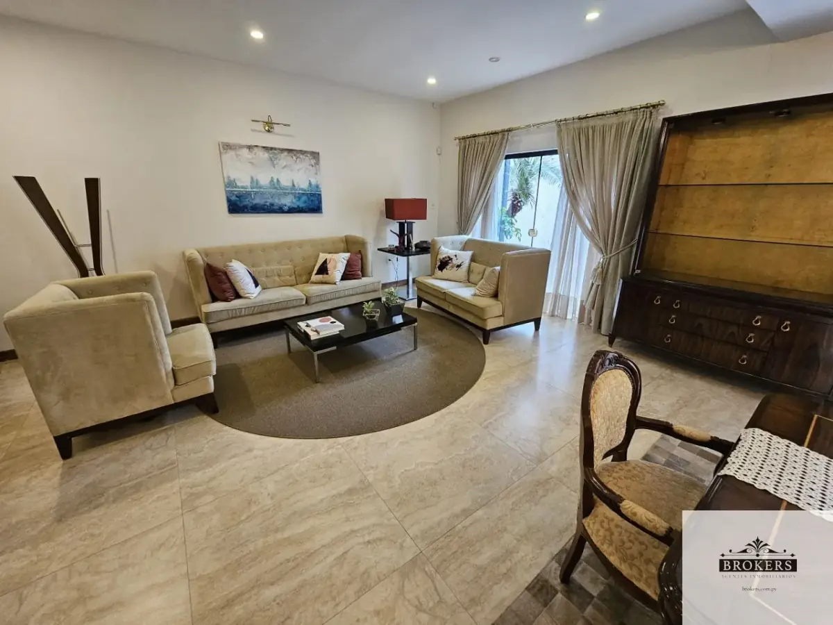 3-Bedroom House for Sale in Recoleta, Asunción - Image 13
