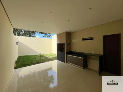 3-Bedroom House for Sale in San Lorenzo