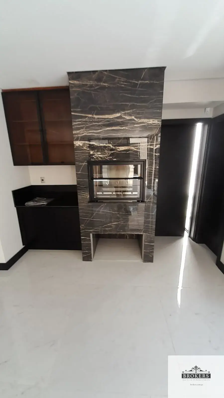Casa de 3 dormitórios para Aluguel em Madame Lynch, Assunção - Image 7