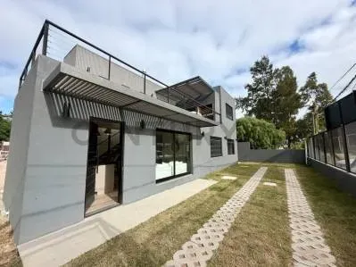 Casa de 3 dormitorios en Venta en Lomas de Solymar, Ciudad de la Costa