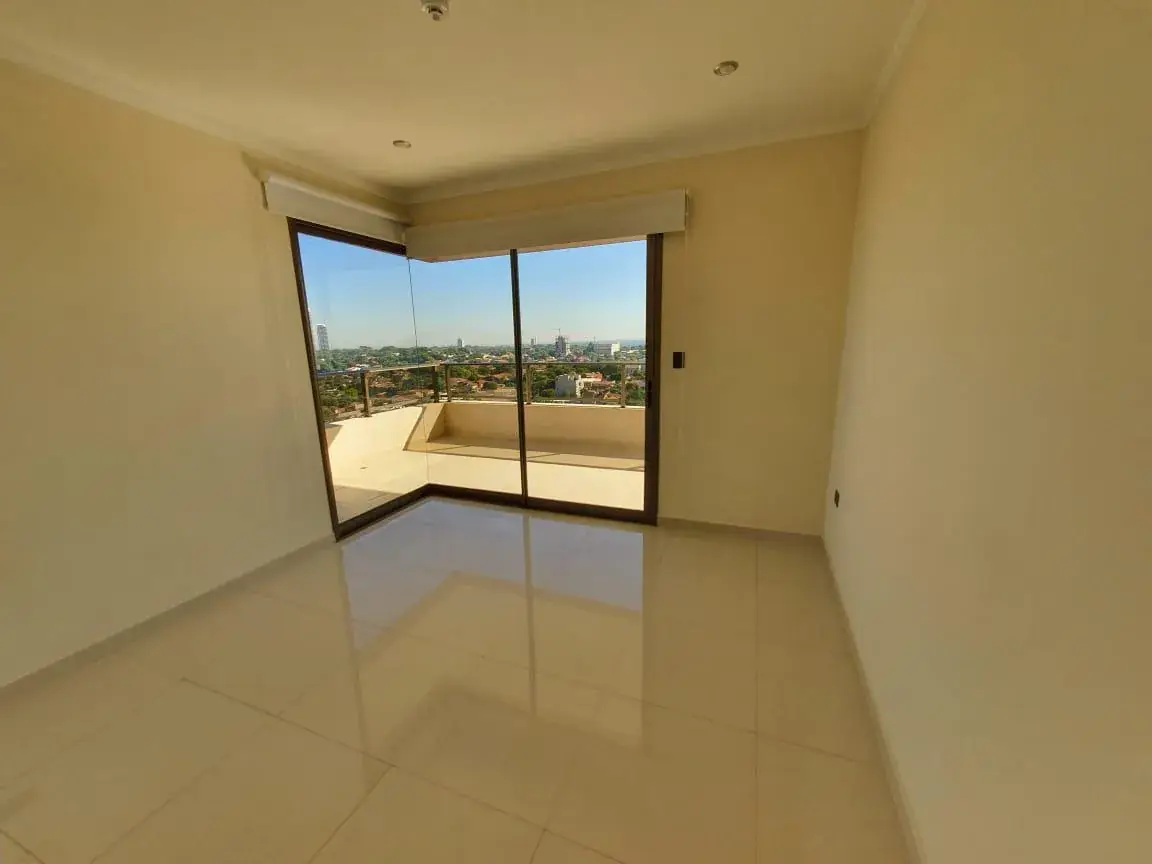 3-Bedroom Apartment for Sale in Carmelitas, Asunción - Image 13