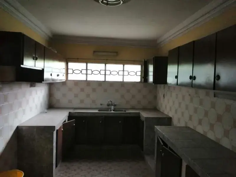 Casa de 4 quartos à Venda em Villa Morra, Assunção - Image 15