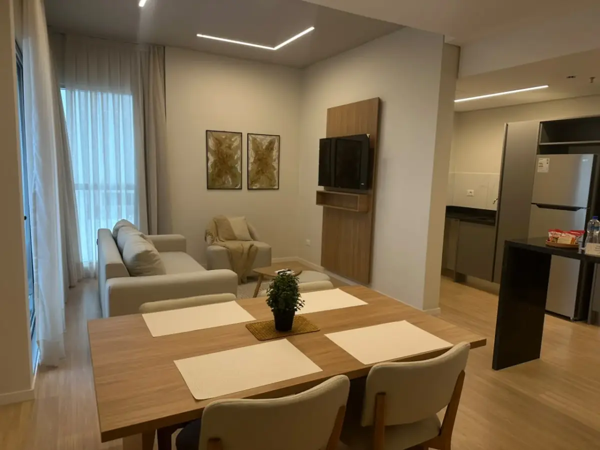 Apartamento de 2 quartos no Edifício Petra Tower, 90m², para Aluguel em Las Lomas, Assunção - Image 2