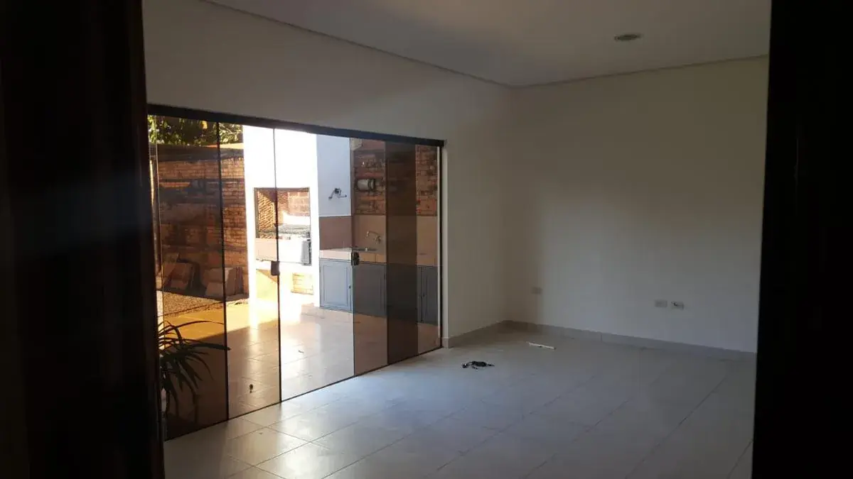 3-Bedroom House for Sale in Carmelitas, Asunción - Image 8