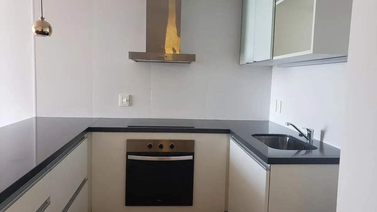 Departamento de 2 dormitorios en Venta en Ycuá Satí, Asunción - Image 2