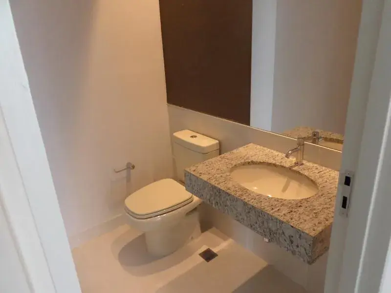 Oficina de 120m² en Venta en Ycuá Satí, Asunción - Image 7