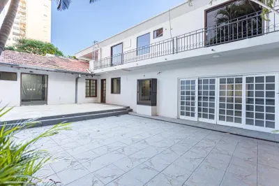 Oficina de 444m² en Alquiler en Las Mercedes, Lambaré