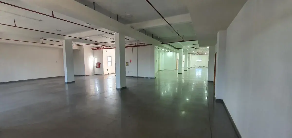 Retail Space of 3,080m² for Sale in Jara, Asunción - Image 15