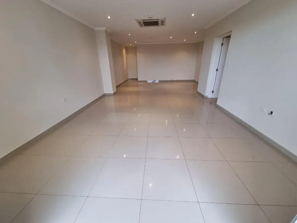 4-Bedroom Apartment for Sale in Carmelitas, Asunción - Image 5