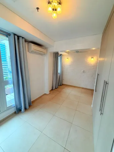 Departamento de 3 dormitorios en edificio Miranda, 190m², en Alquiler en Ycuá Satí, Asunción