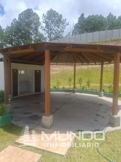 Departamento de 3 dormitorios, 98m², en Alquiler en Departamento de Guatemala