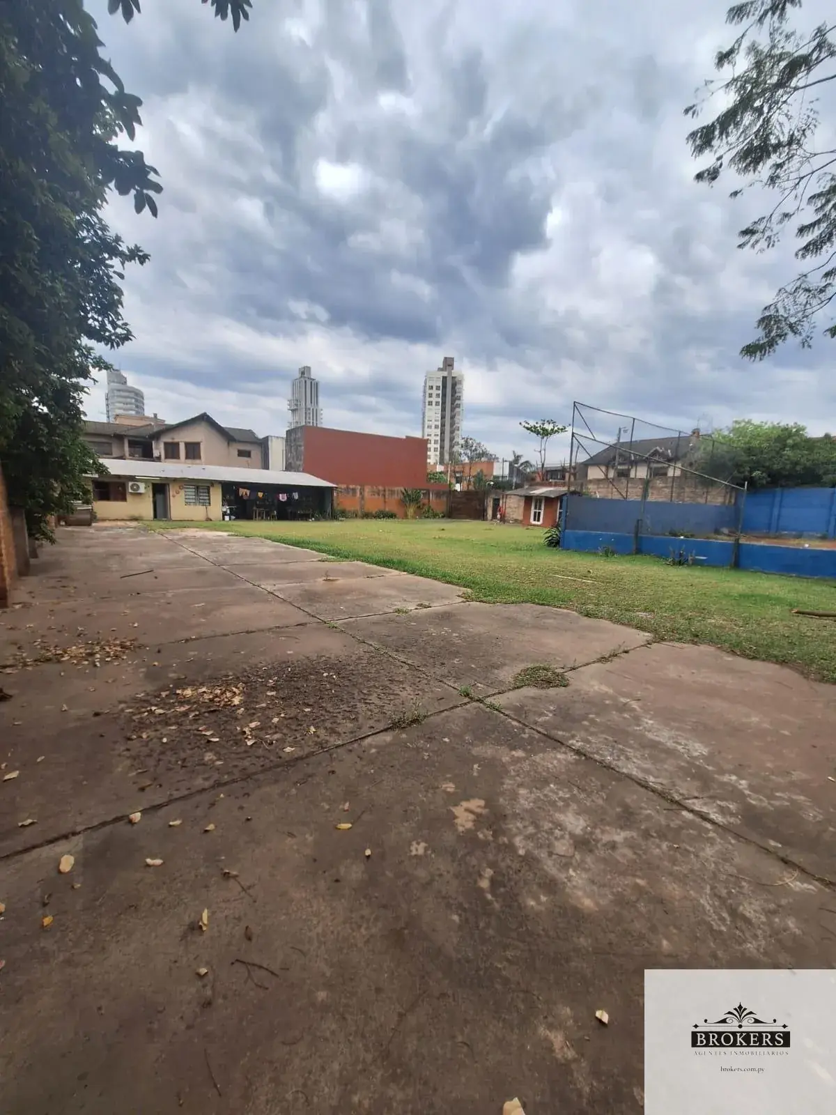 Terreno de 1,080m² en Venta en San Jorge, Asunción - Image 5