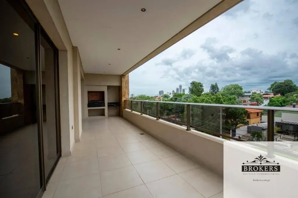 Apartamento de 3 quartos à Venda em Carmelitas, Assunção - Image 2