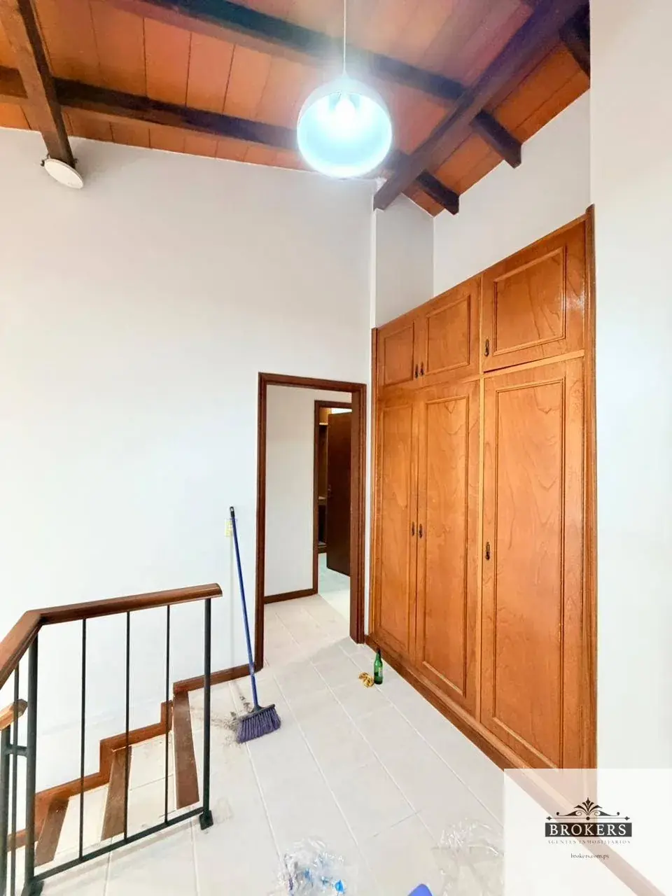 Casa de 3 dormitorios en Alquiler en Ycuá Satí, Asunción - Image 8