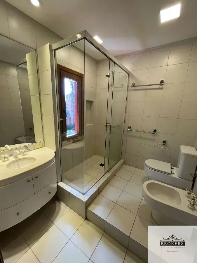 3-Bedroom House for Sale in Loma Merlo, Luque - Image 6
