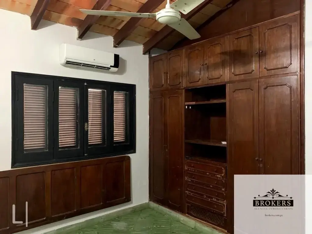 3-Bedroom House for Sale in Recoleta, Asunción - Image 13