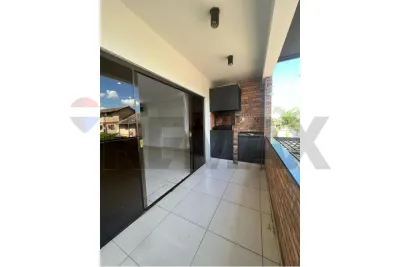 Casa de 6 dormitorios en Venta en Surubi´i, Mariano Roque Alonso