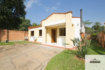 Casa de 3 dormitorios en Venta en Cuarto Barrio, Luque