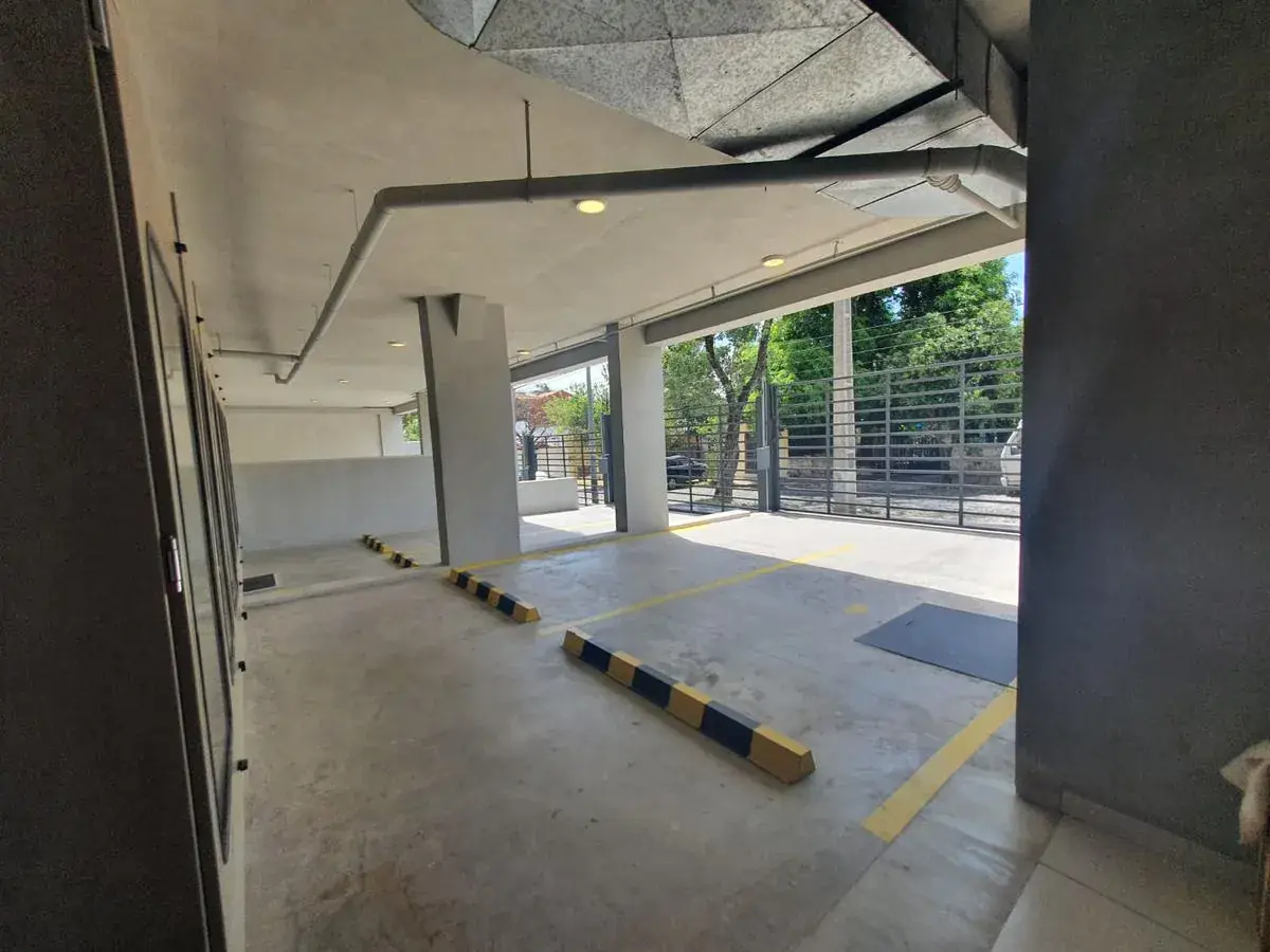 2-Bedroom Apartment for Sale in Lambaré - Image 20