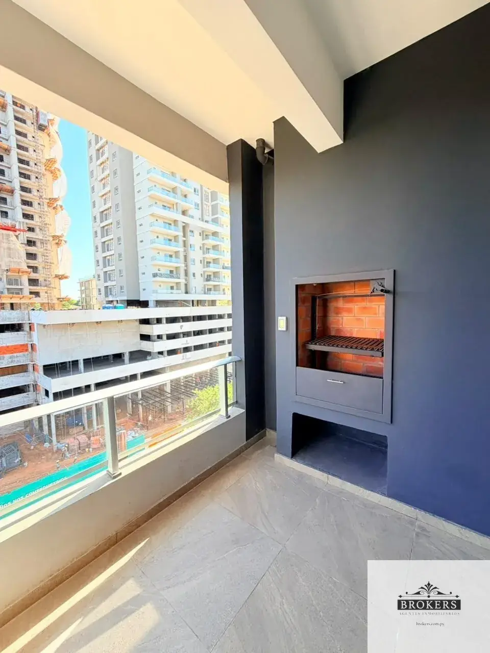 Departamento de 2 dormitorios en Venta en Mburucuyá, Asunción - Image 9