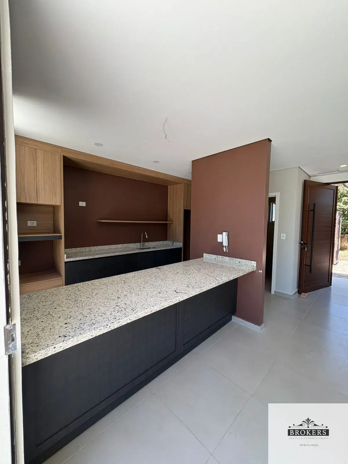 Casa de 3 quartos à Venda em Primer Barrio, Luque - Image 6