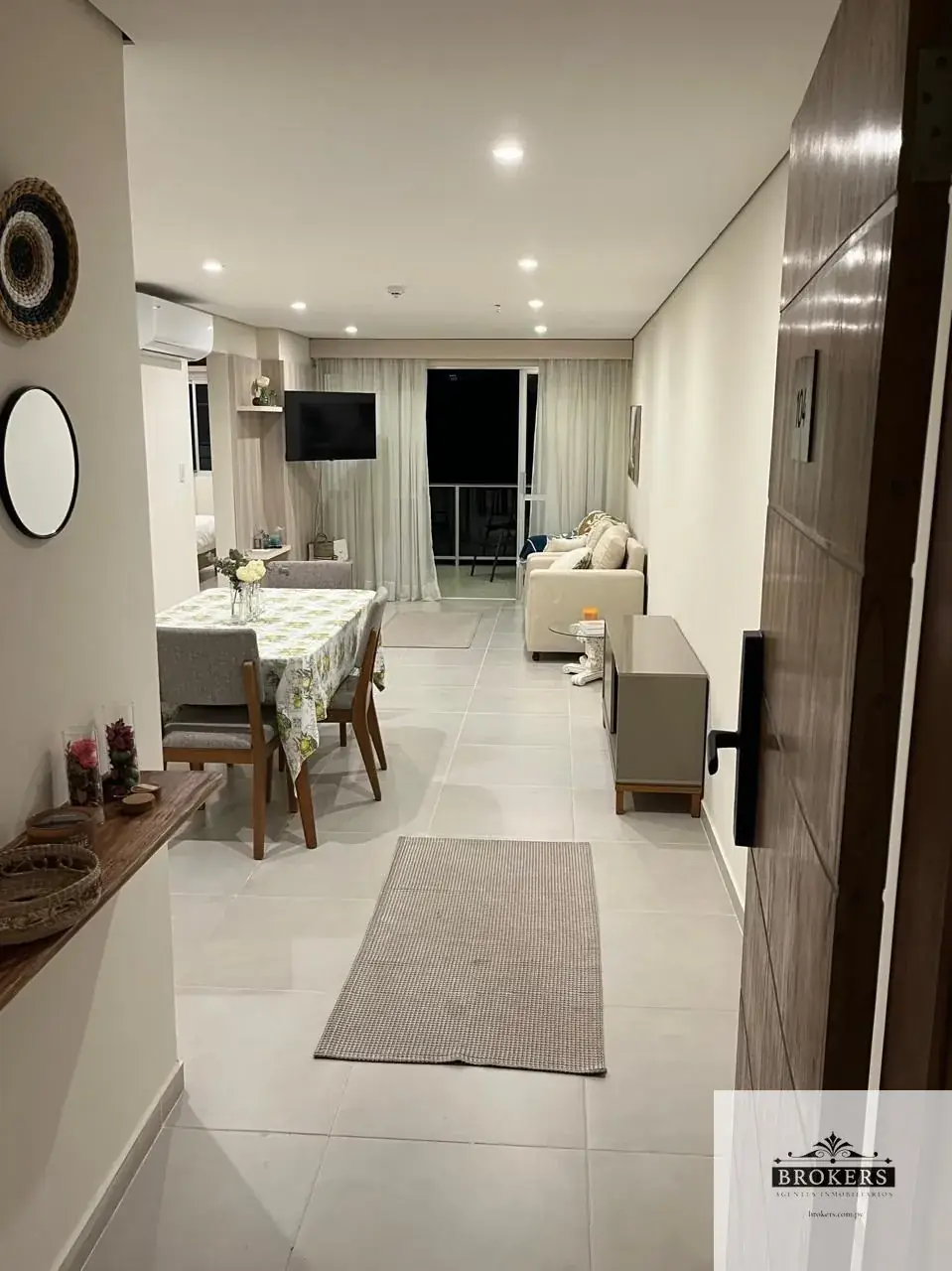 2-Bedroom Apartment for Rent in Mariscal Lopez, Asunción - Image 4