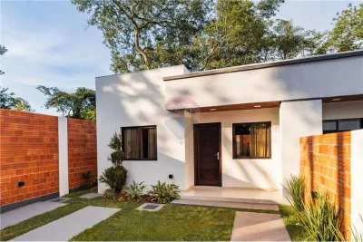 Casa de 3 quartos à Venda em Luque