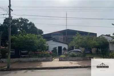 Warehouse of 753.75m² for Sale in San Vicente, Lambaré