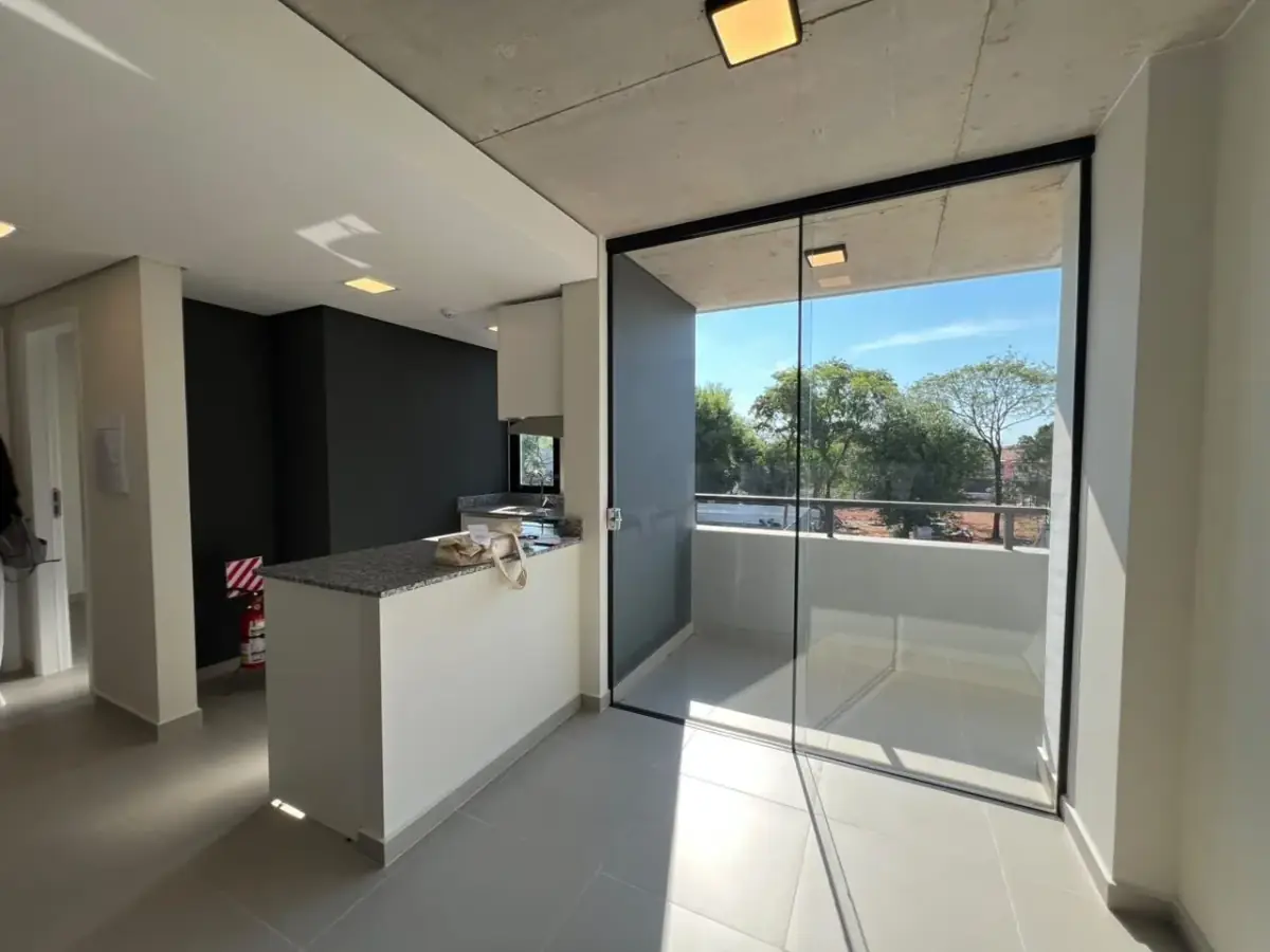 Apartamento de 2 Quartos para Aluguel em San Lorenzo - Image 11