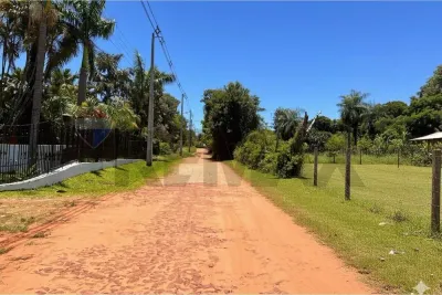 Terreno de 814m² en Venta en Areguá