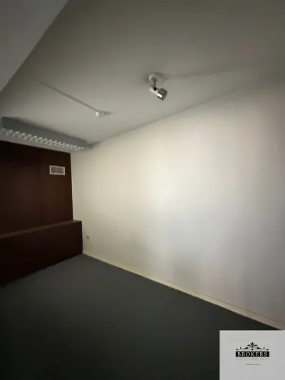 Office of 140m² for Rent in La Catedral, Lambaré