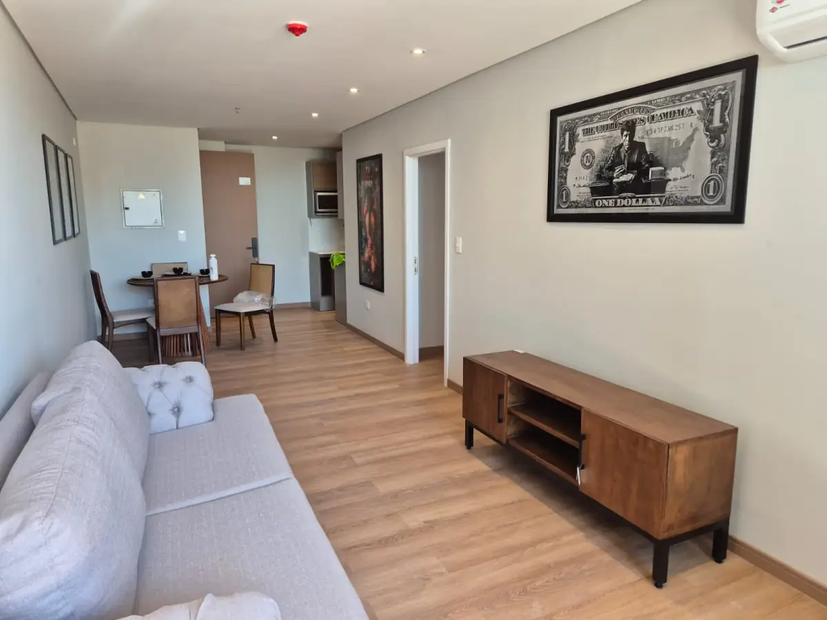 1-Bedroom Apartment in Garden Park Building, 80m², for Rent in Asunción