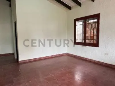 Casa de 3 dormitorios en Alquiler en Ytay, Asunción