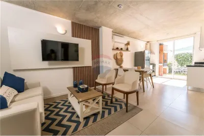 2-Bedroom House for Sale in Luque