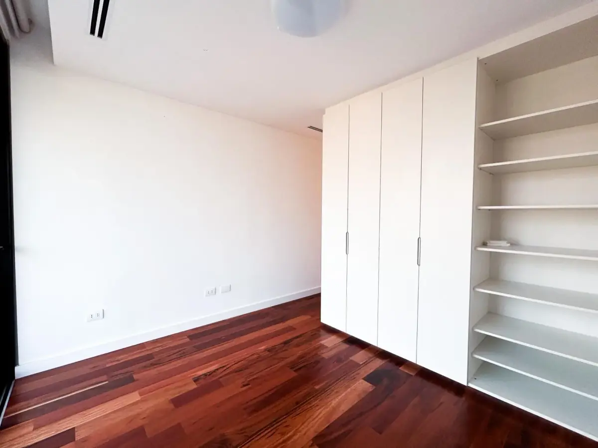 Departamento de 3 dormitorios en Venta en San Jorge, Asunción - Image 19