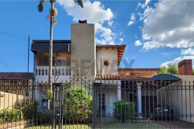 Local Comercial de 408m² en Alquiler en San Cristóbal, Asunción