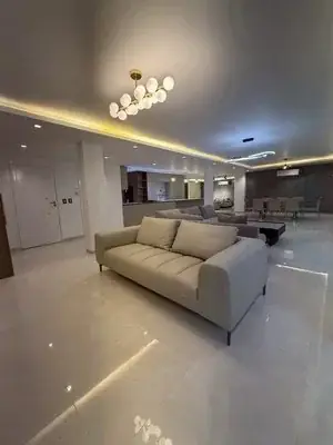 Penthouse en venta, Urb. Las Mercedes, Av. Jalisco, amoblado. - Image 3