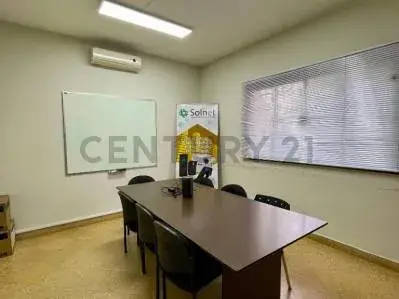 Office of 180m² for Sale in San Roque, Asunción - Image 4