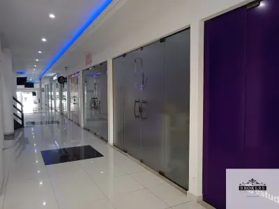Retail Space of 60m² for Rent in Villa Ofelia, Fernando de la Mora