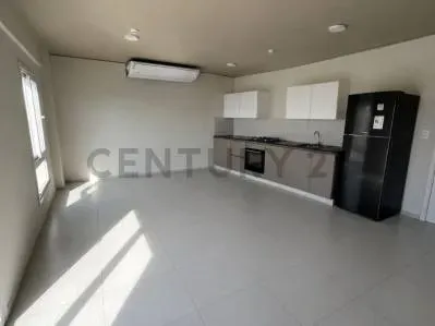 Departamento de 3 dormitorios en Alquiler en Primer Barrio, Luque