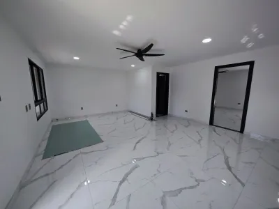 Casa de 3 dormitorios en Venta en Limpio 480 M2 TERRENO CERCA DEL NUEVO SHOPPING PLAZA NORTE