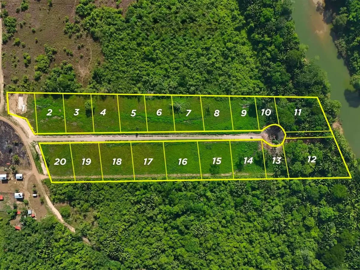 Terreno de 2,023m² en Venta en Cayo - Image 5
