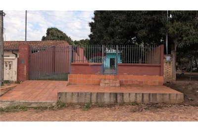 Casa de 3 dormitorios en Venta en Julián Augusto Saldívar