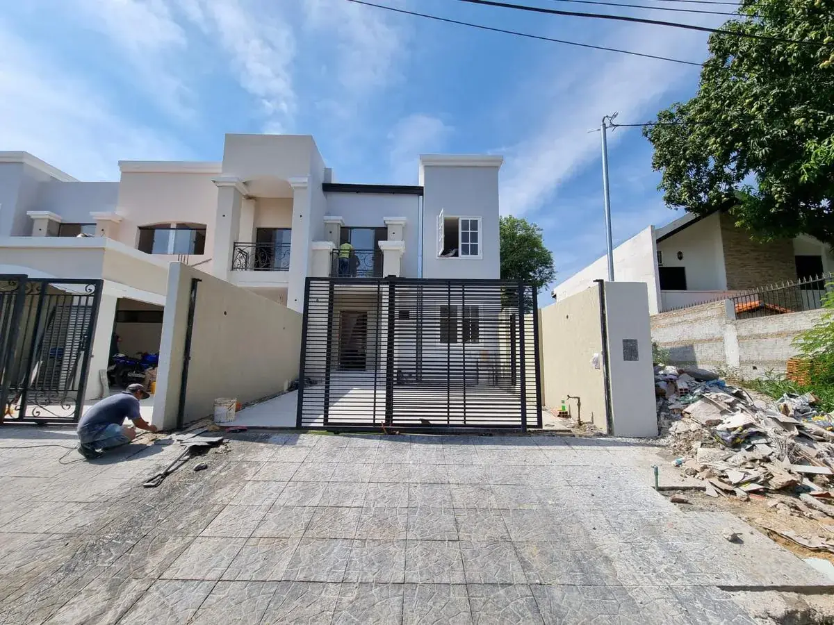 Casa de 3 quartos à Venda em Ytay, Assunção - Image 9
