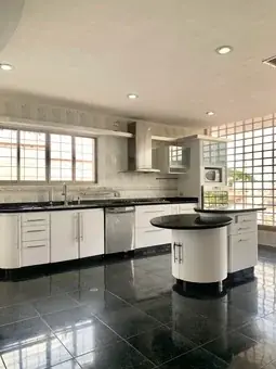 Casa en venta, Urb. Cumbres de Curumo, Av Isla de Margarita. - Image 8