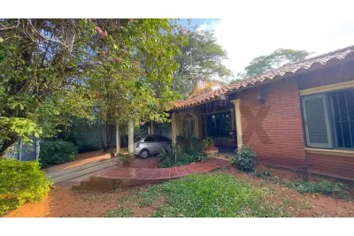 Casa de 3 dormitorios en Venta en La Victoria, Lambaré