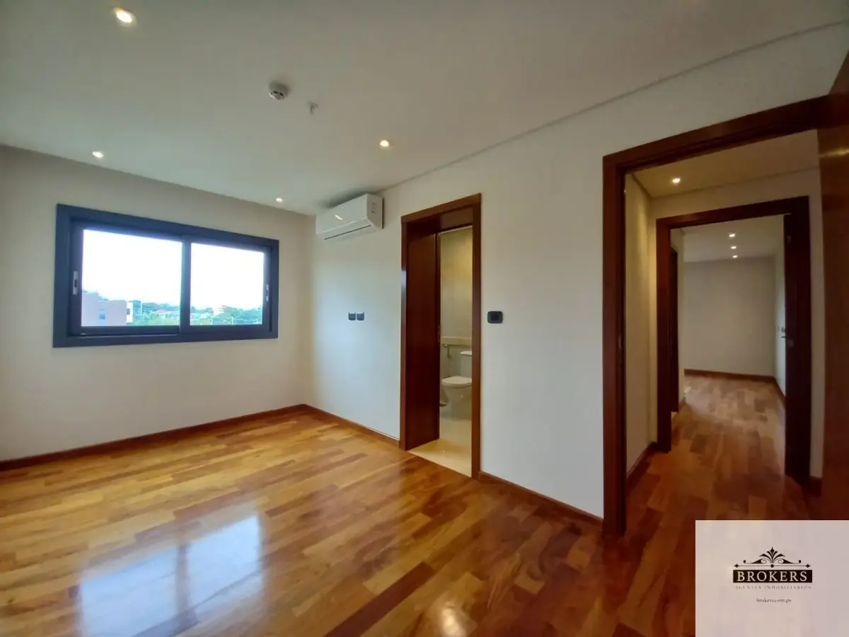 Apartamento de 2 dormitórios à Venda em Madame Lynch, Assunção - Image 14