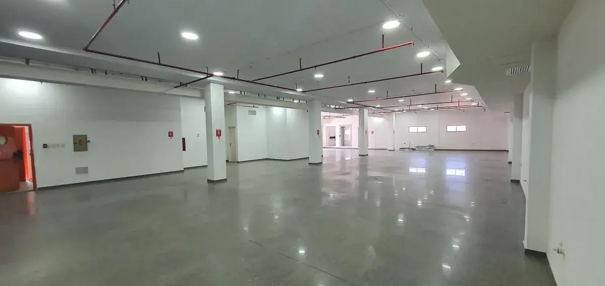 Retail Space of 3,080m² for Sale in Jara, Asunción - Image 16