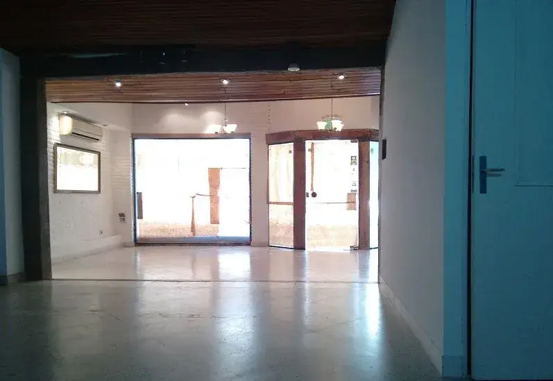 Casa de 4 dormitorios en Venta en Recoleta, Asunción - Image 12